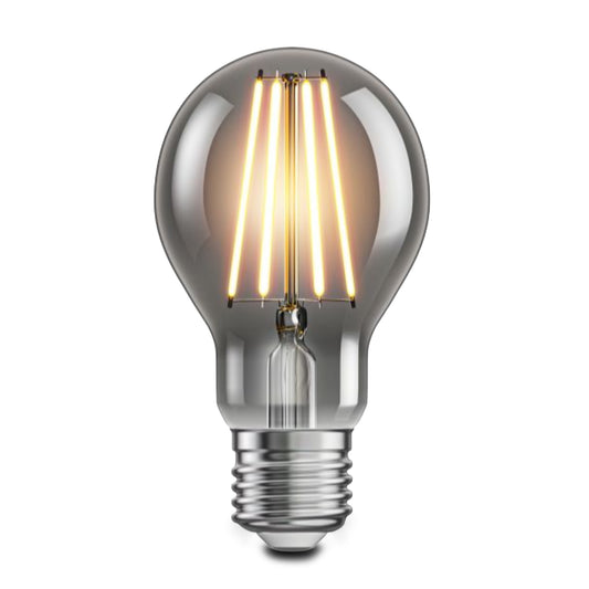 E27 LED Filament Leuchtmittel A60 Art. 20760 in Rauchglas-Optik, rauchgrau getönte Glasbirne mit sichtbaren LED-Stäben, warmes bernsteinfarbenes Licht.